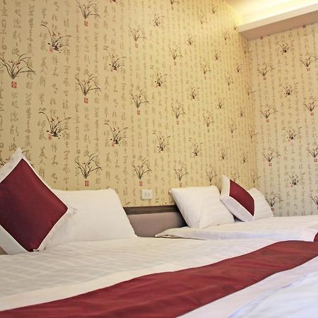 Wind Town Guest House Hengchun South Gate Exterior photo